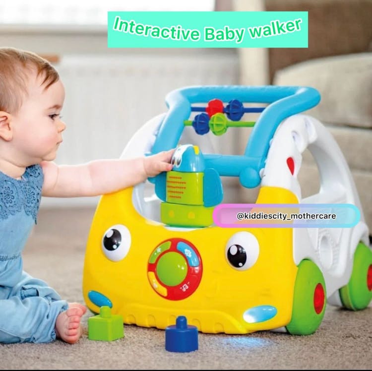 Baby push and play walker